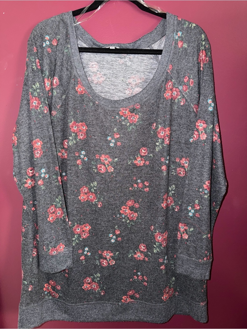 NWT Absolutely Famous Gray Floral Scoop Neck Sweatshirt size 2x